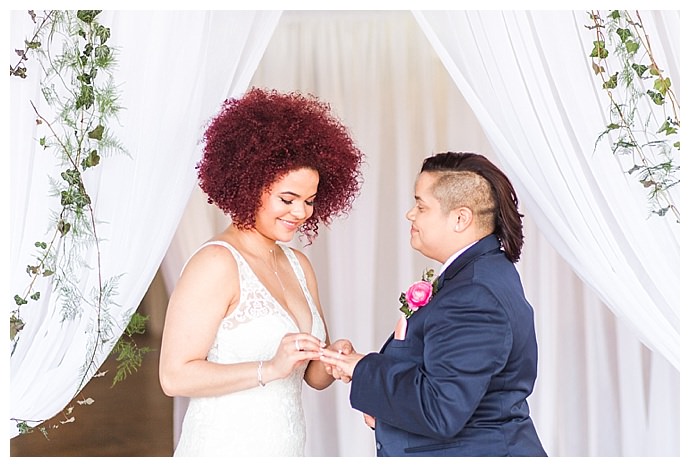 ceremony-backdrop-with-greenery-shaina-lee-photography