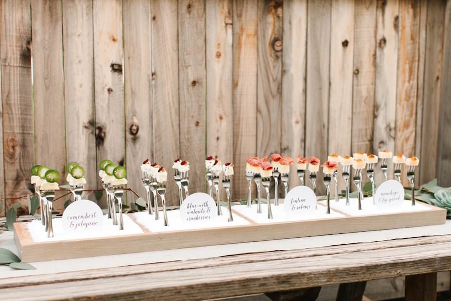 cheese-on-a-fork-wedding-appetizer