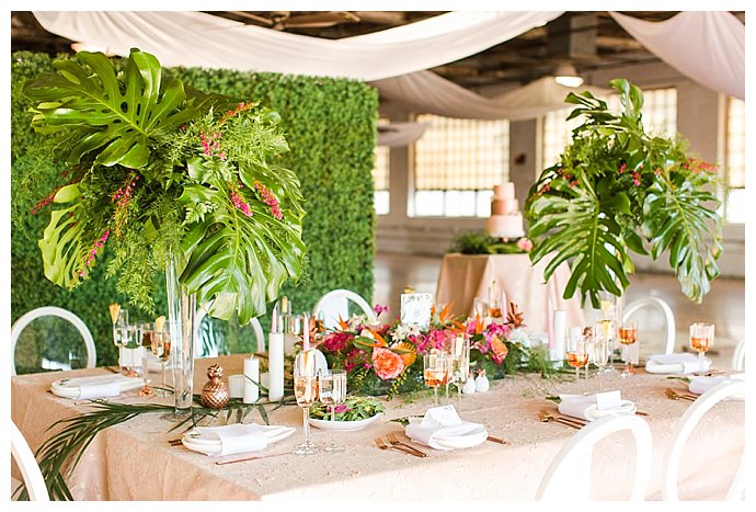 monstera-leaf-wedding-centerpieces-shaina-lee-photography