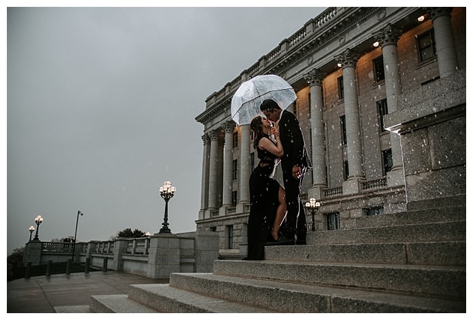 rainy engagement photos