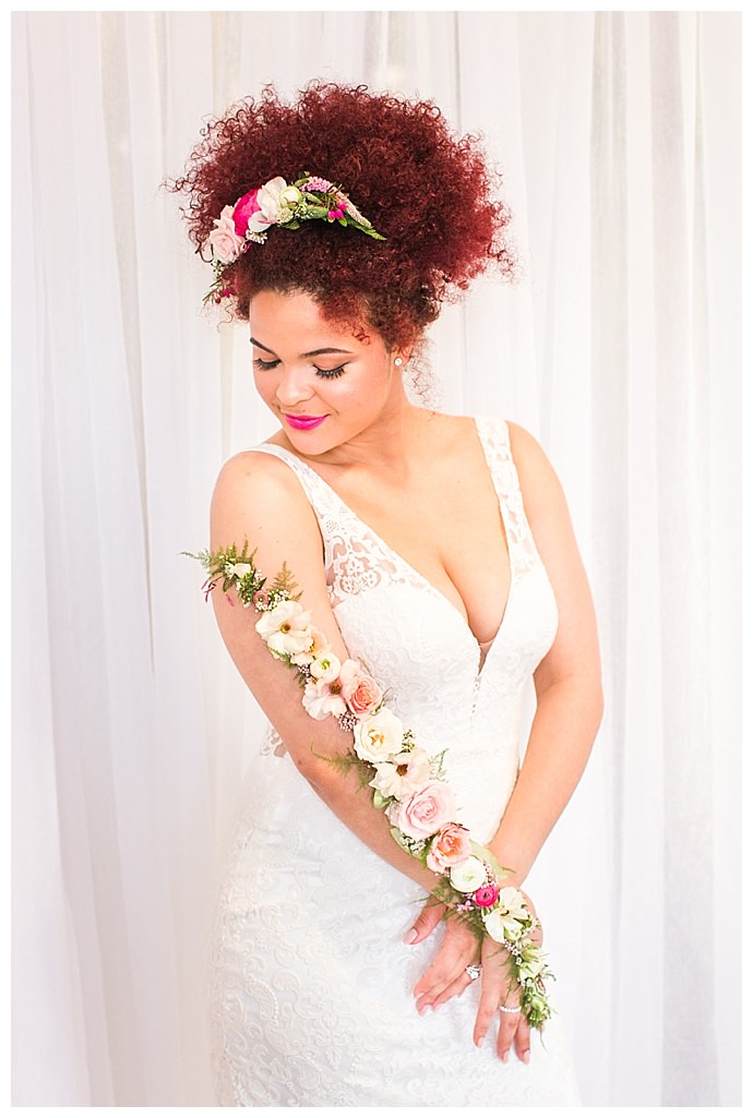 shaina-lee-photography-flower-arm-accessory