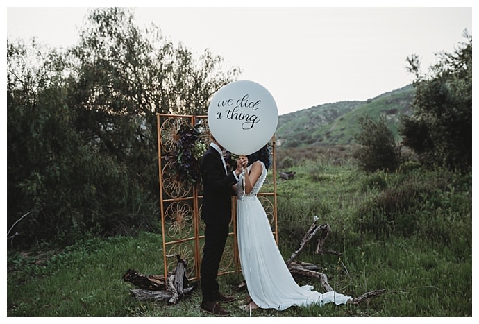 janae-marie-photography-wedding-balloons