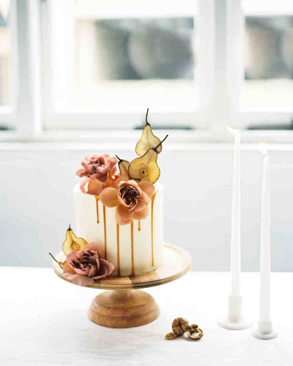 pear-drip-wedding-cake