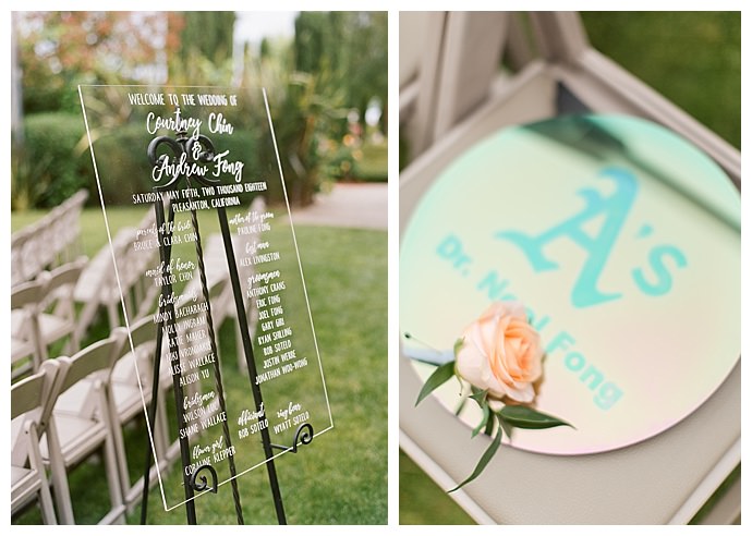 acrylic-ceremony-program-sign-the-ganeys-photography