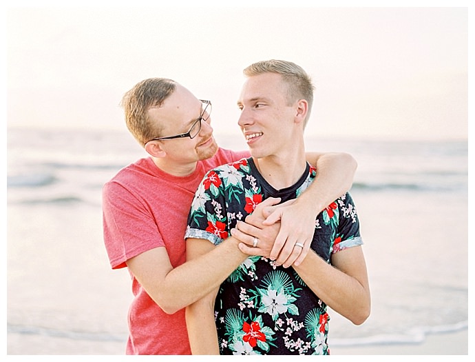 lisa-silva-photography-sunrise-beach-engagement-shoot