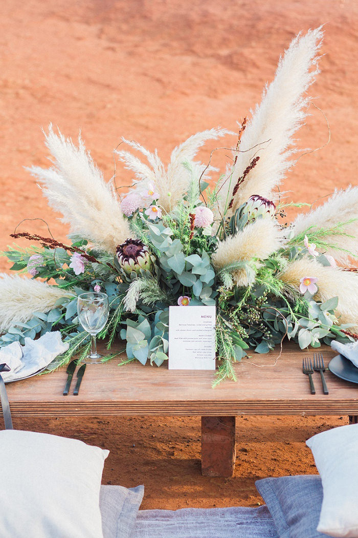 pampas-grass-wedding-centerpiece