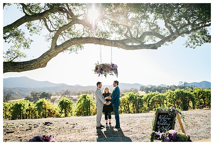 slotography-florals-hanging-from-tree-ceremony-decor