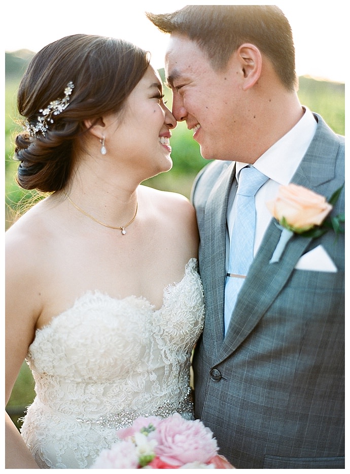 the-ganeys-photography-strapless-lace-wedding-dress