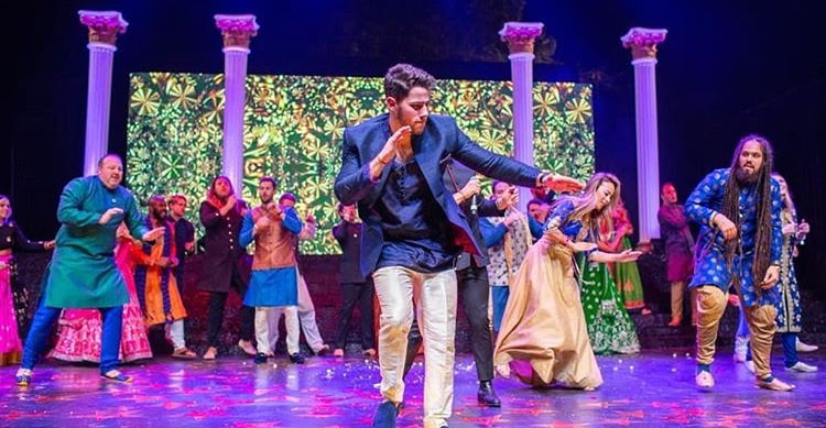 nick-jonas-sangeet-performace