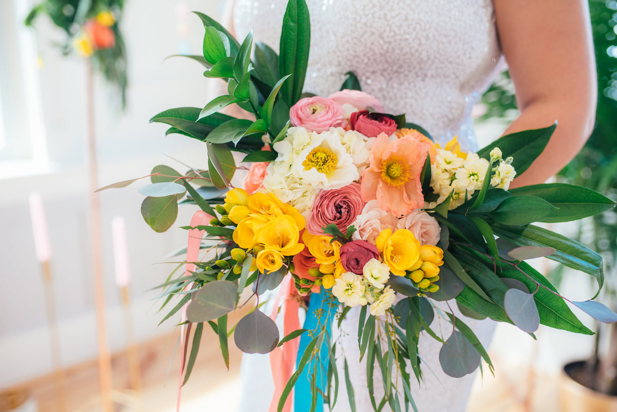 three-region-photography-bright-spring-wedding-bouquet