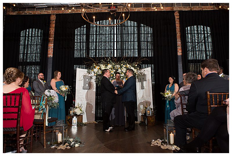 Rustic Wedding Ceremony in Columbus Ohio