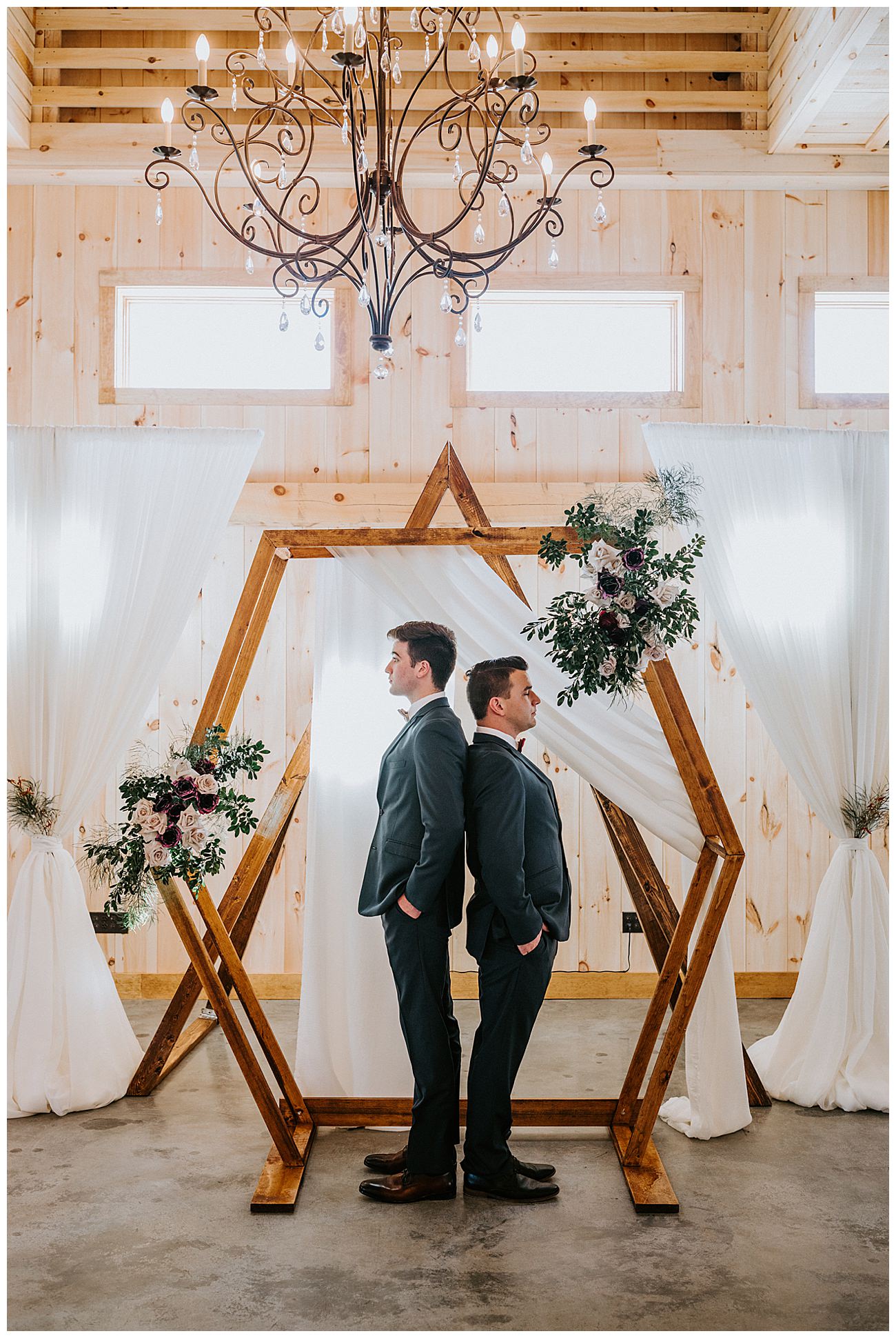 gay-wedding-geometric-ceremony-decor