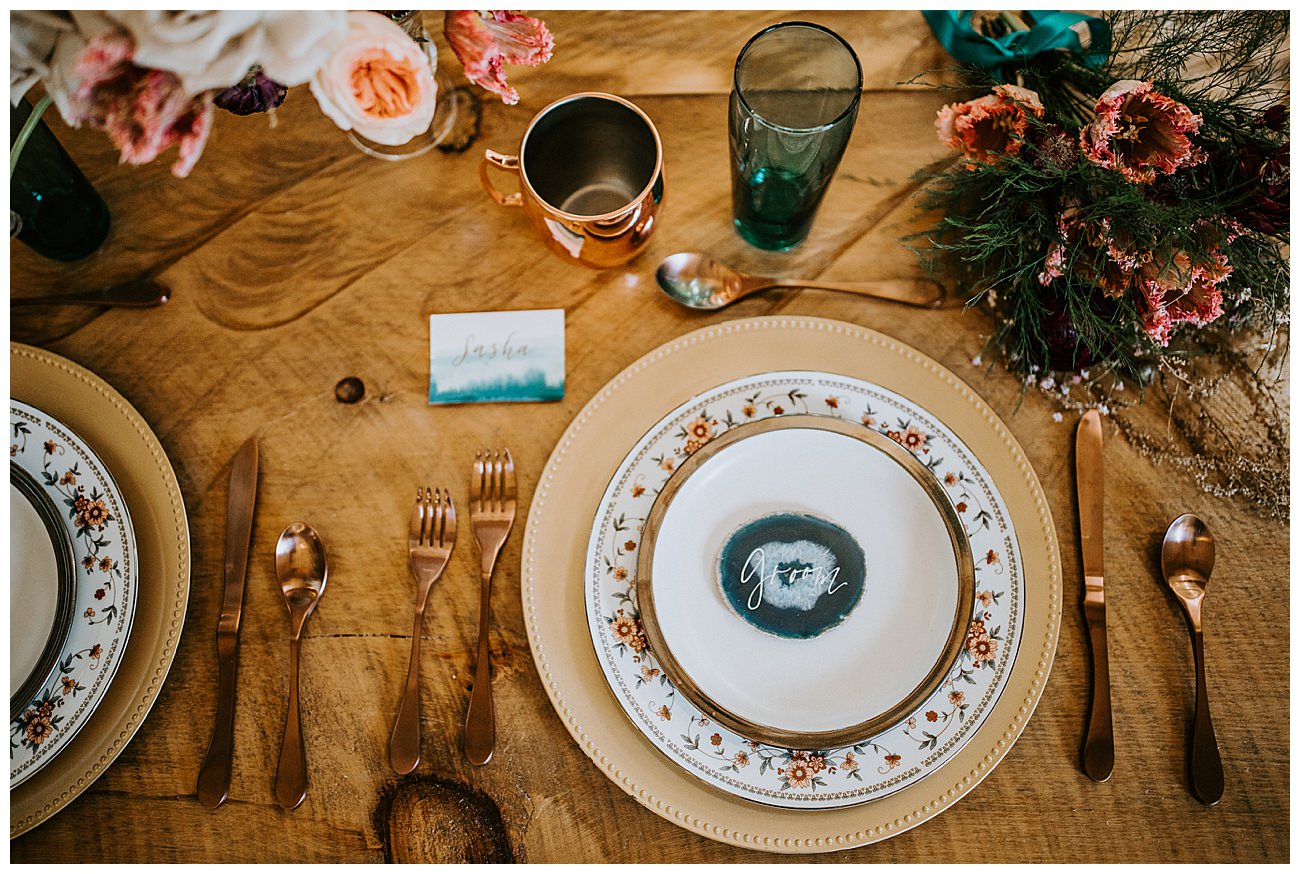 jewel-toned-wedding-tabletop-inspiration