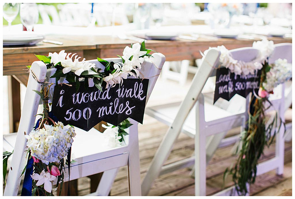 cute-wedding-chair-signage