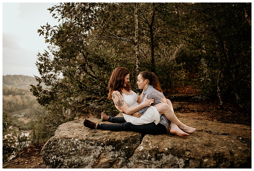 lesbian-engagement-shoot-in-tennessee-9