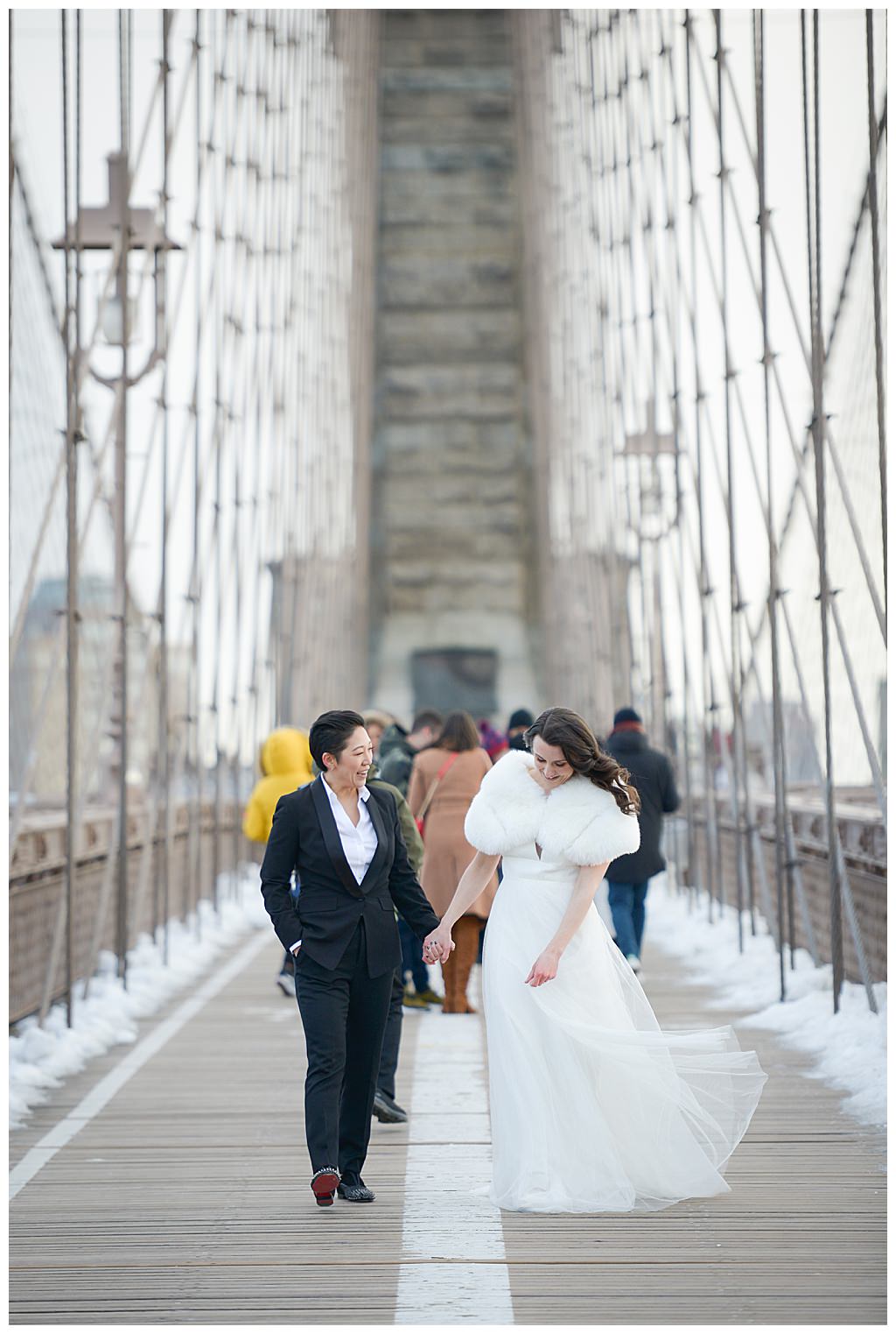 winter-wedding-brooklyn-bridge