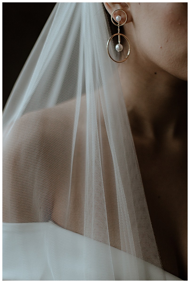 drop-pearl-bridal-earrings