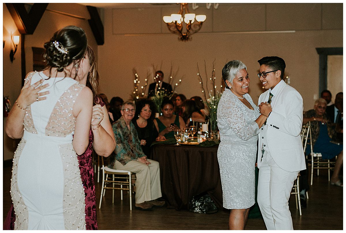 mothers-daughters-dance