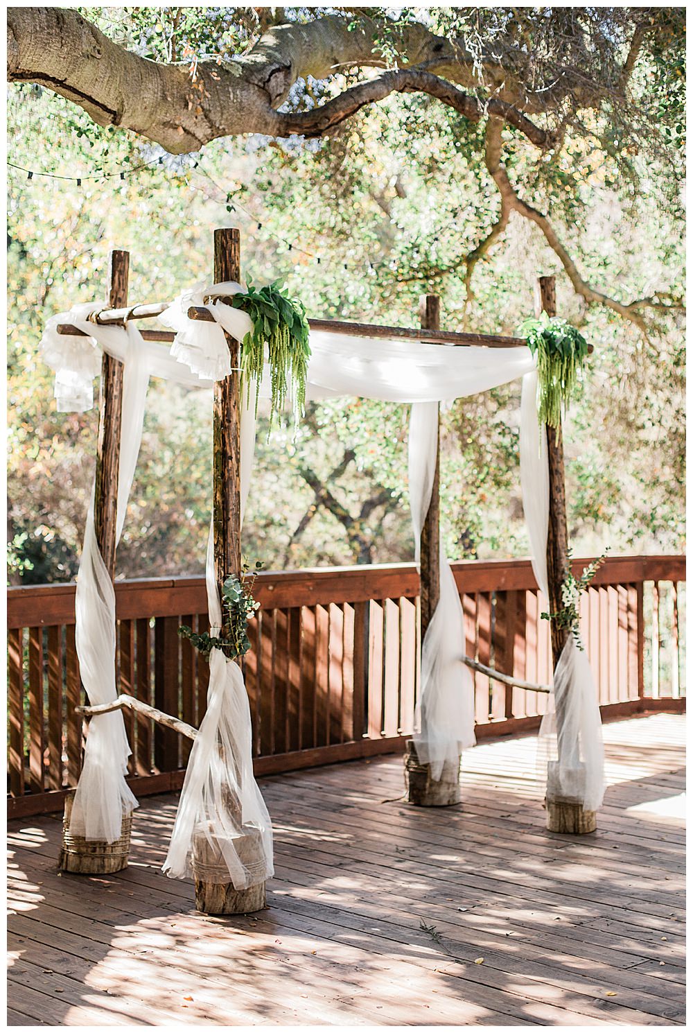 altar-wedding-ceremony-decor