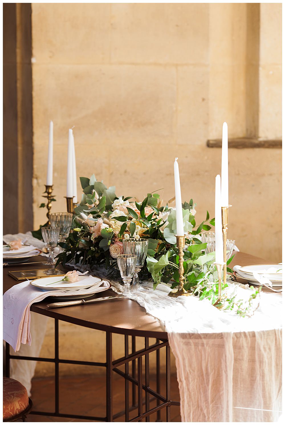 chateau-wedding-tablescape