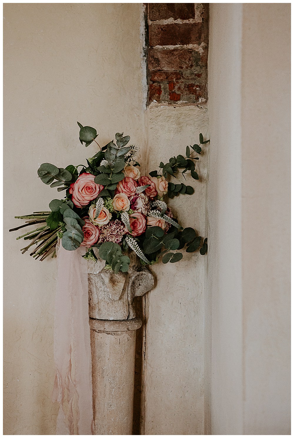 pink-and-blush-rose-bouquet