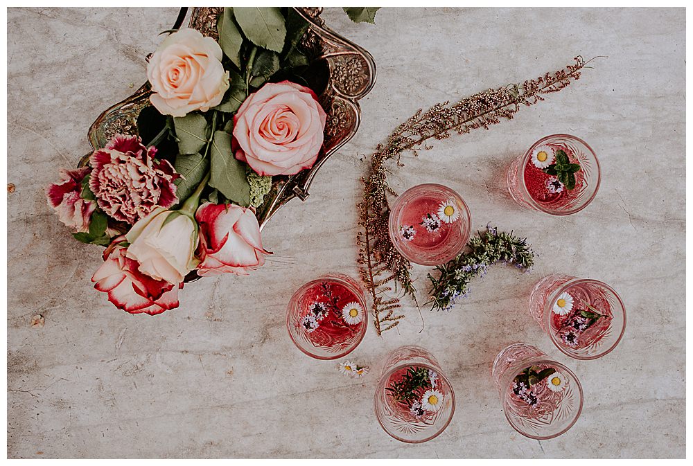 pink-signature-cocktails-for-wedding