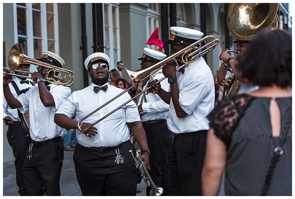 second-line-new-orleans-wedding