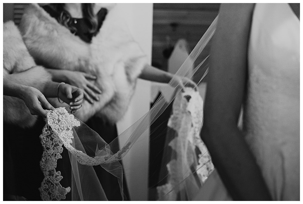 black-and-white-wedding-photography