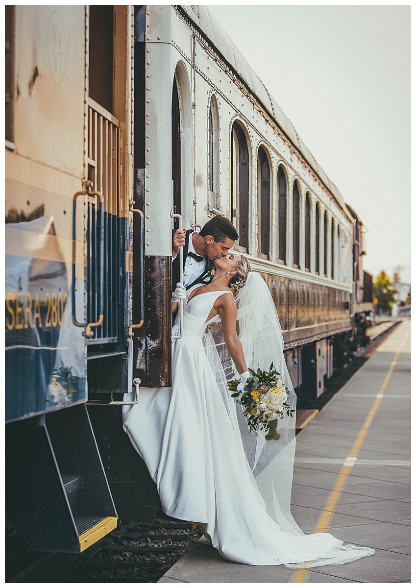 napa-wine-train-wedding-1