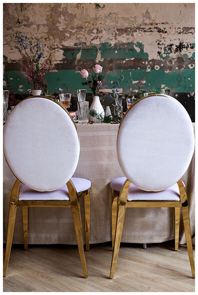 white-and-gold-wedding-chairs