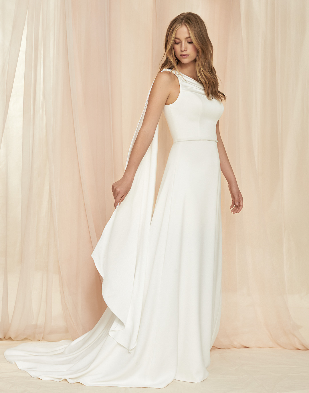 Daphne Wedding Dress by Savannah Miller – Love Inc. Mag