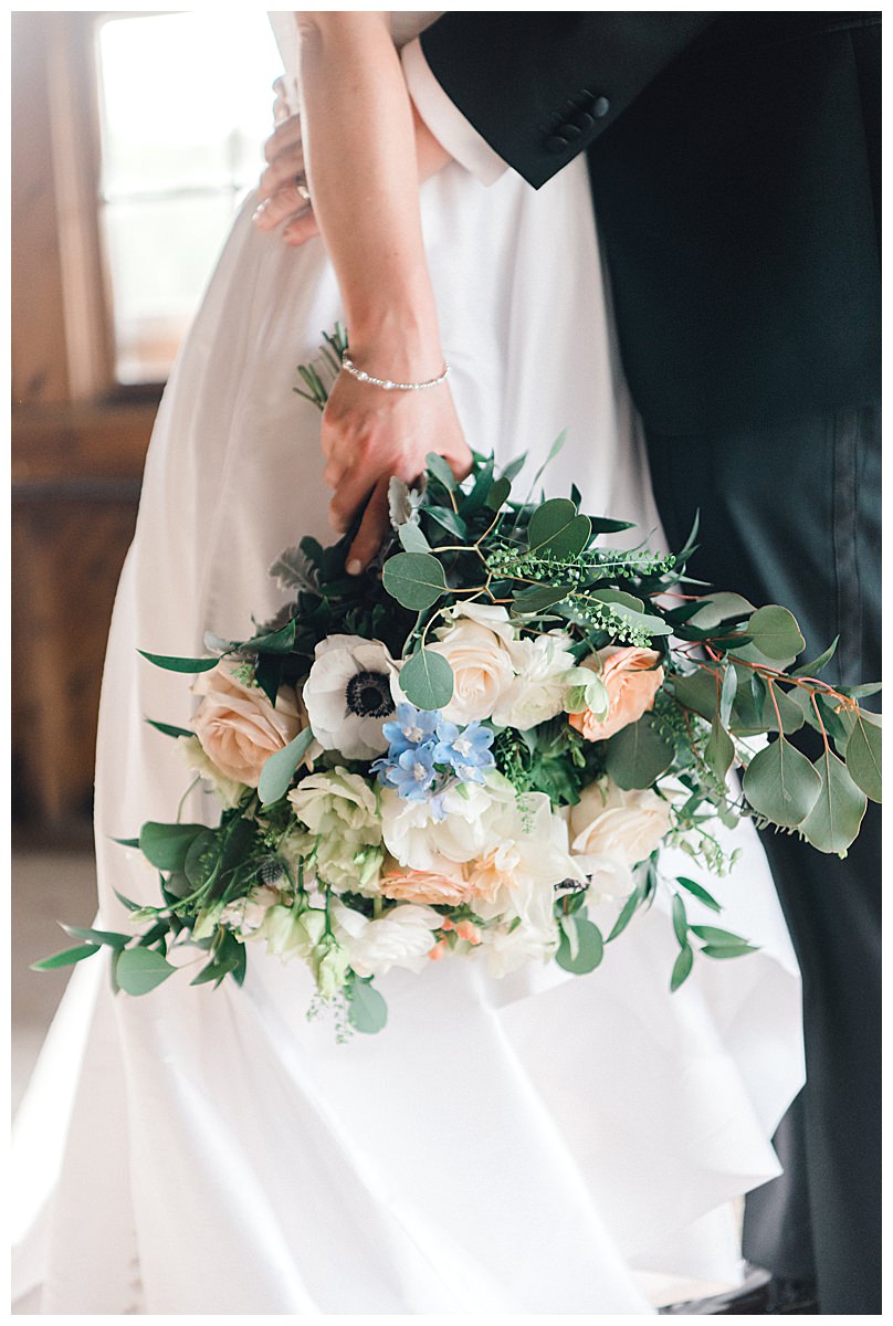 spring-wedding-bridal-bouquet