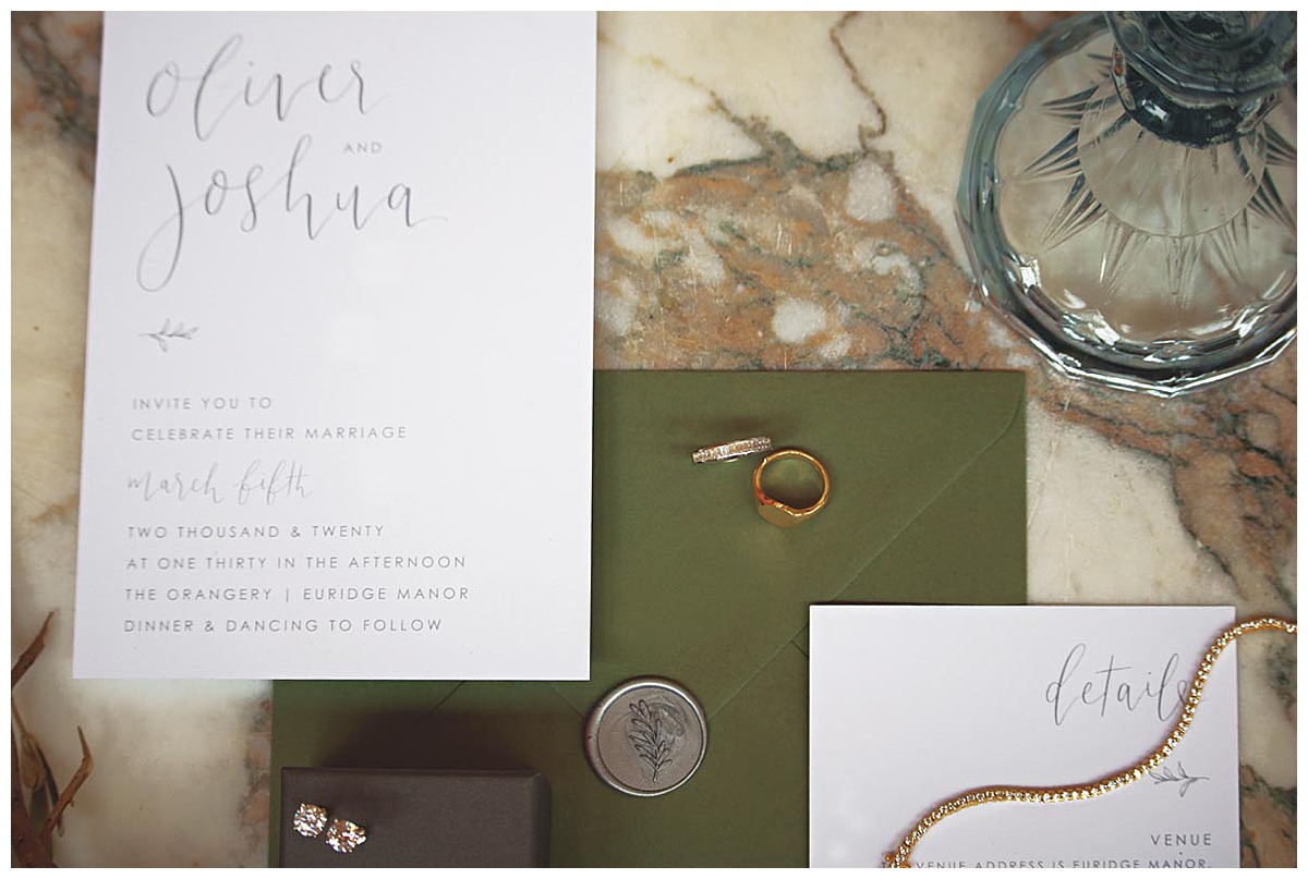 green-and-gold-wedding-invitation