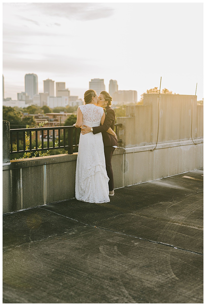 tampa-skyline-wedding-photography