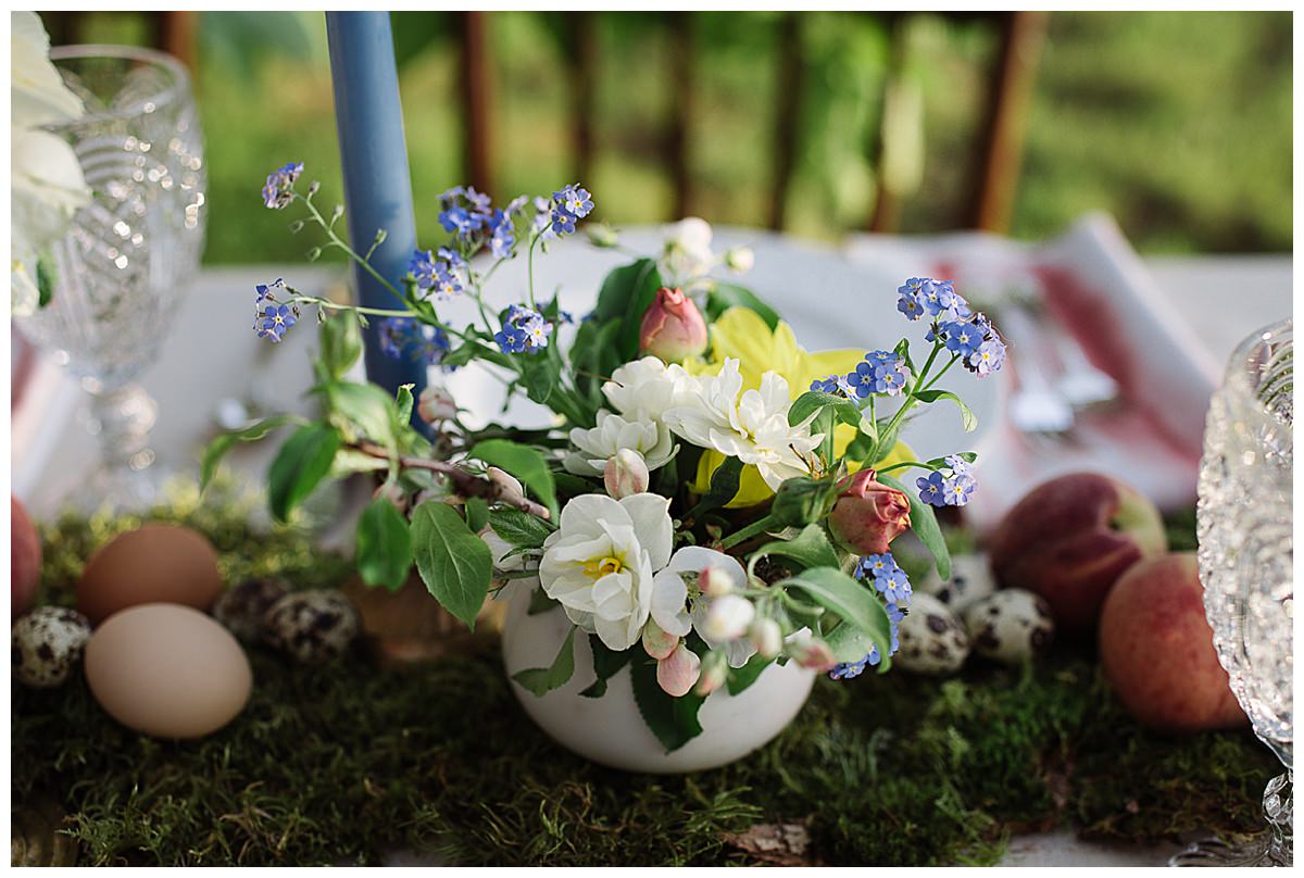 egg-centerpiece-spring-wedding