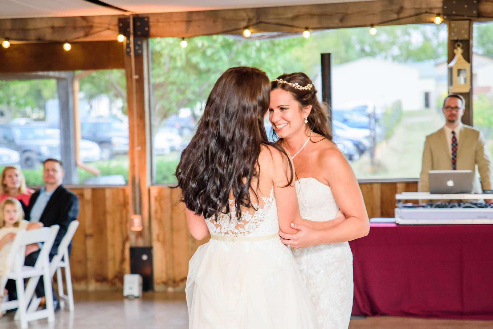 View More: http://benandsophiaphotography.pass.us/kristina-and-devin-wedding