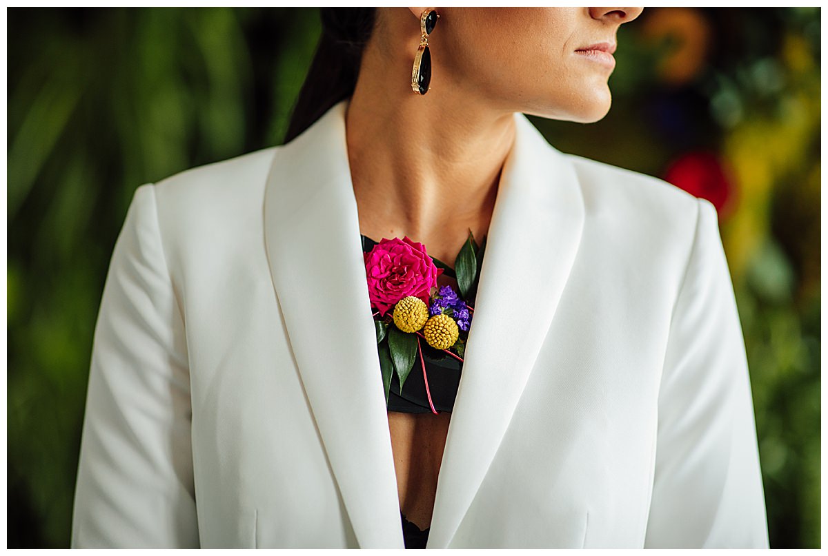 floral-necklace-wedding