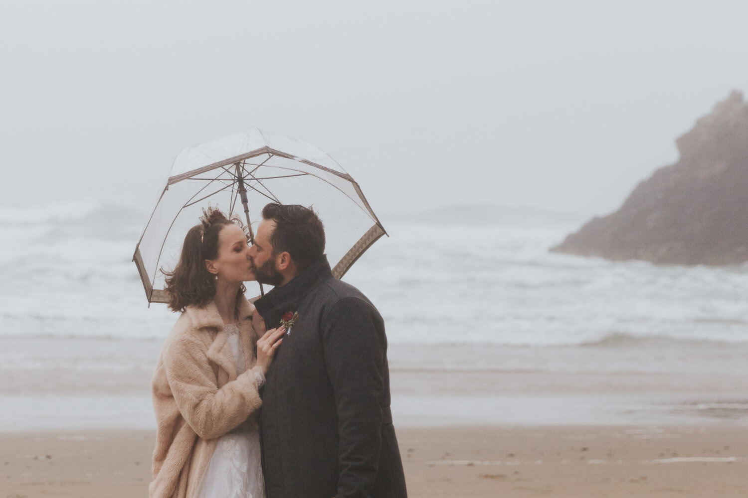 Marissa-Solini-Photography-Oregon-Coast-Elopement-Inspiration-Greg&Nate-4966