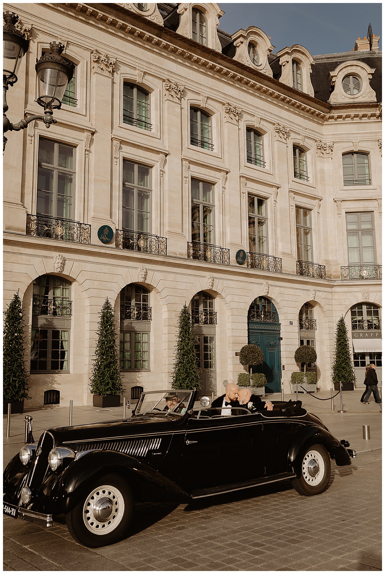 A Romantic Paris Elopement During the Holidays - Love Inc. MagLove Inc. Mag