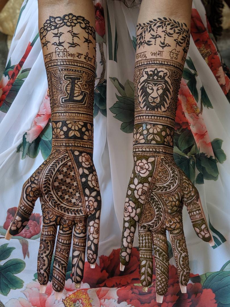 A bride from Maharashtra got the logos of Mumbai Indians and Manchester  United made in her henna design, on social media, the user wrote this is  Mumbai Indians from the heart |