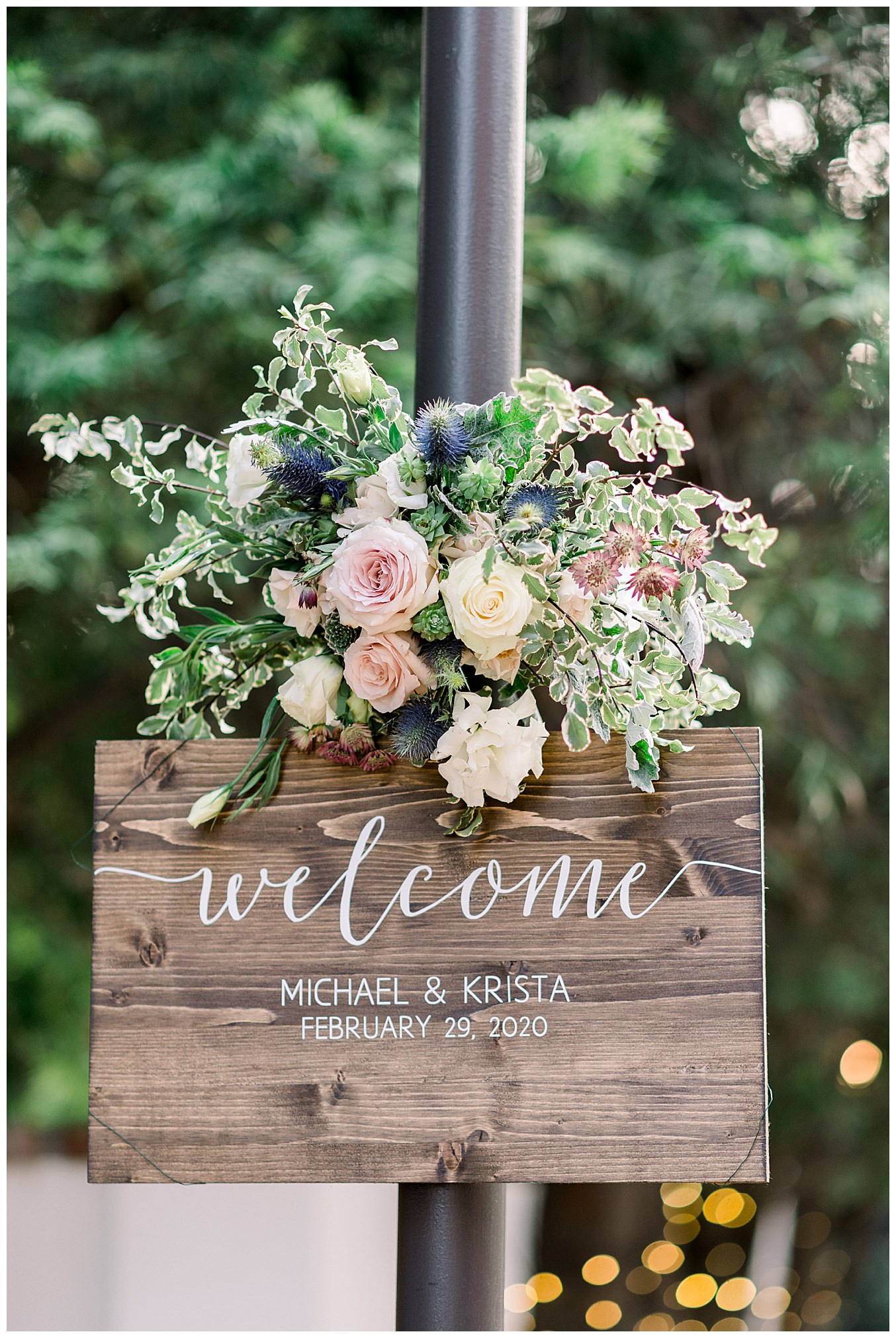 wooden-wedding-welcome-sign