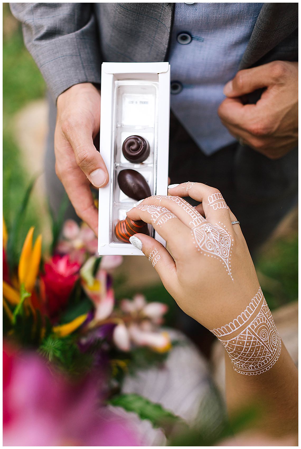 chocolate-favors-henna-bride