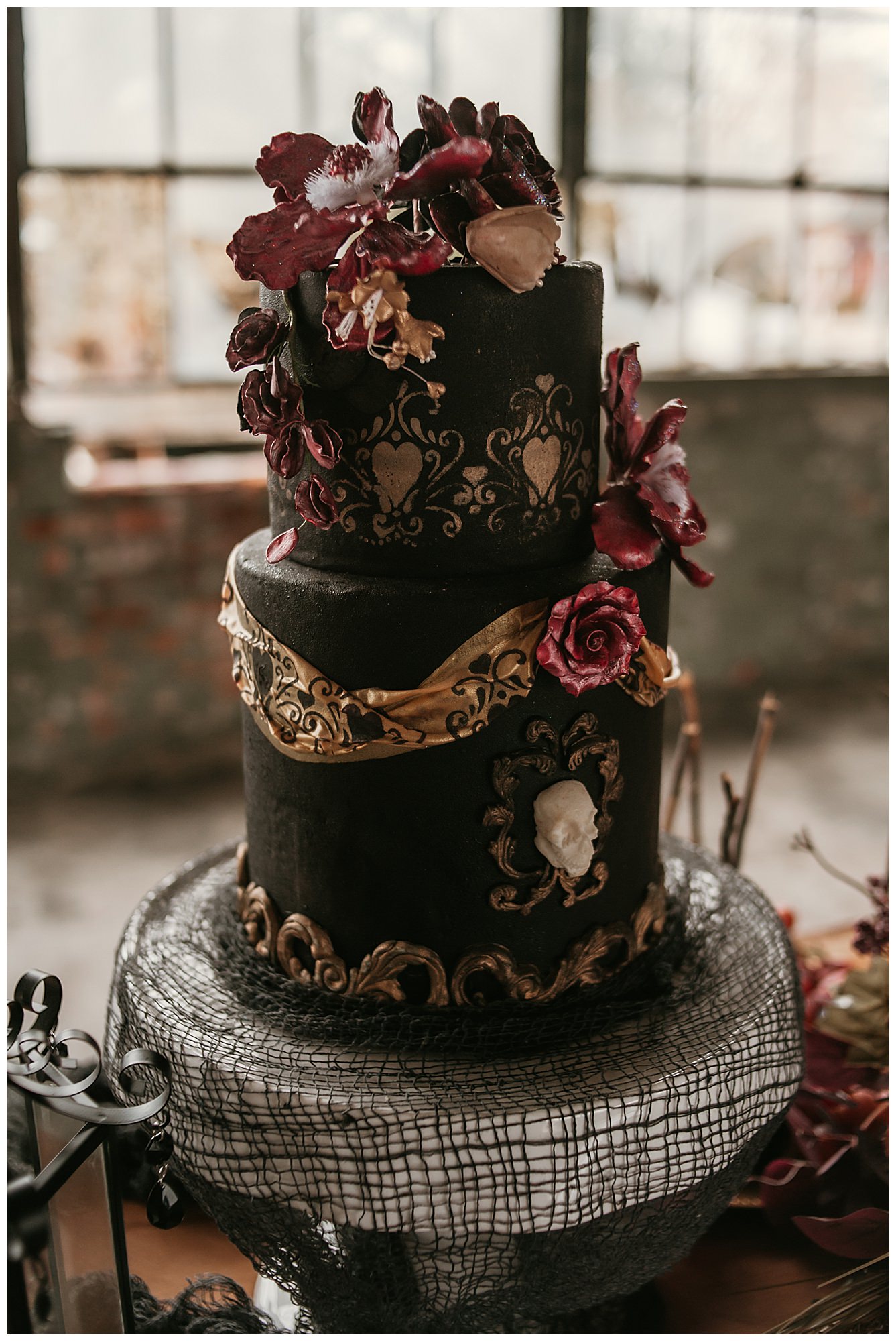 black-halloween-wedding-cake