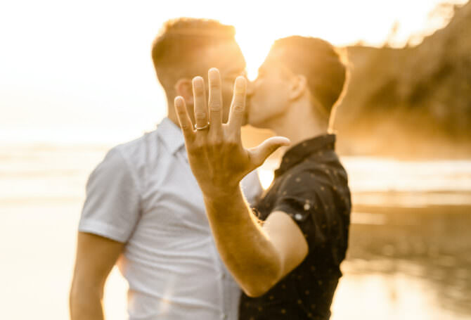 An Oregon Coast Proposal with an Adventure Session