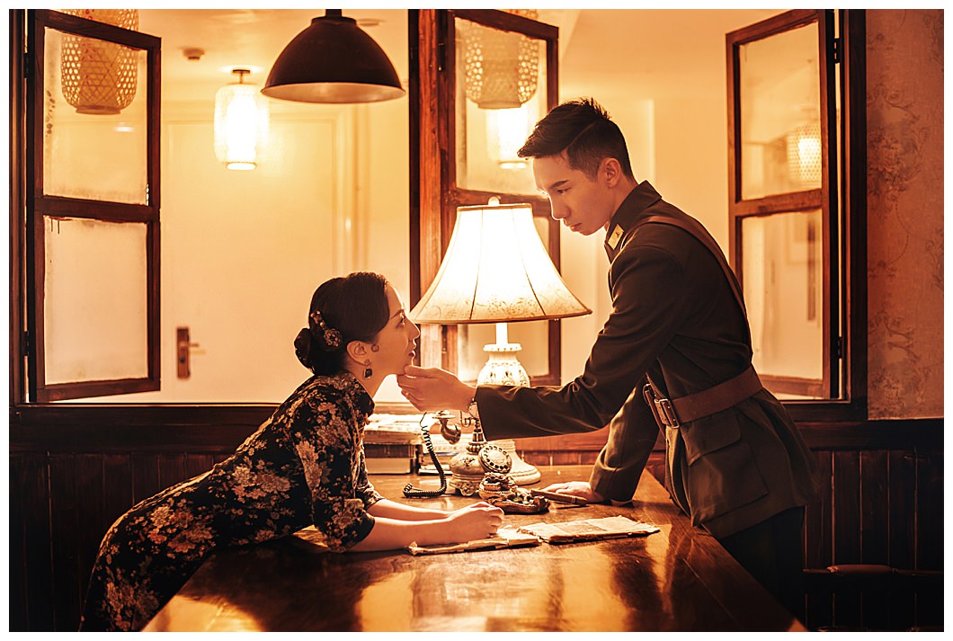 vintage-inspired-chinese-engagement-shoot-3