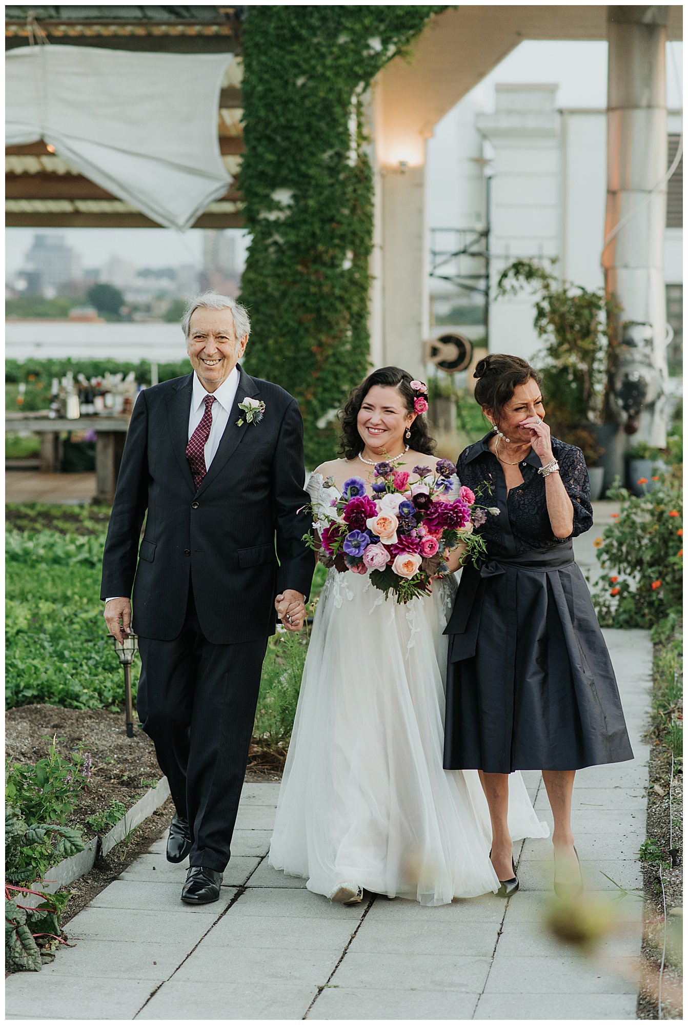 Danielle and Greg, Brooklyn Grange Mini Wedding