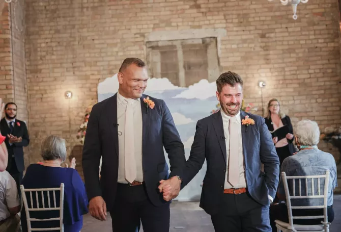 Minne Weddings Microwedding - Love Inc. Mag