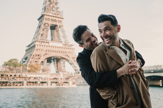 This Paris Engagement Session Has Us Beaming