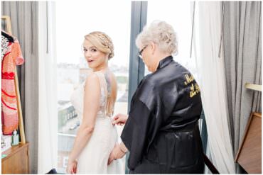 Brooklyn Winery Wedding with Romantic Details - Love Inc. Mag