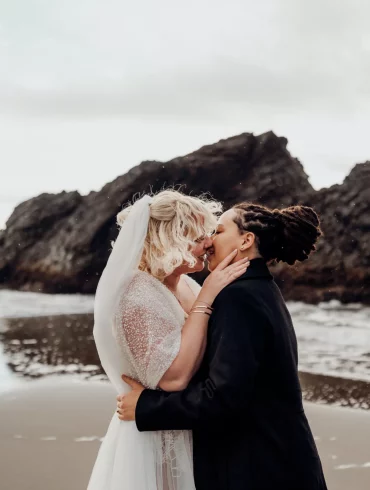 Intimate Wedding Celebration on the Oregon Coast